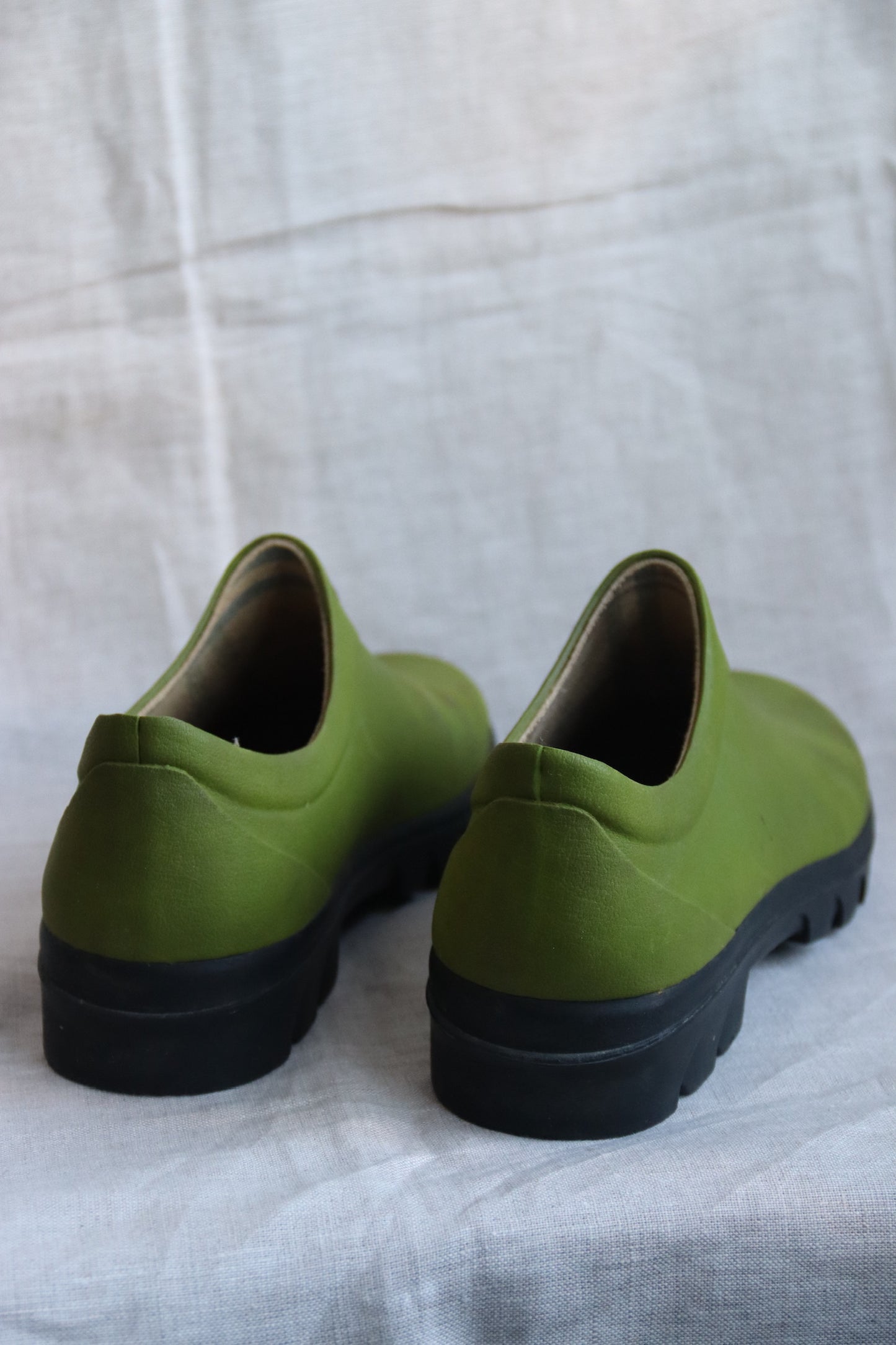 Le Chameu Green Rain Shoes