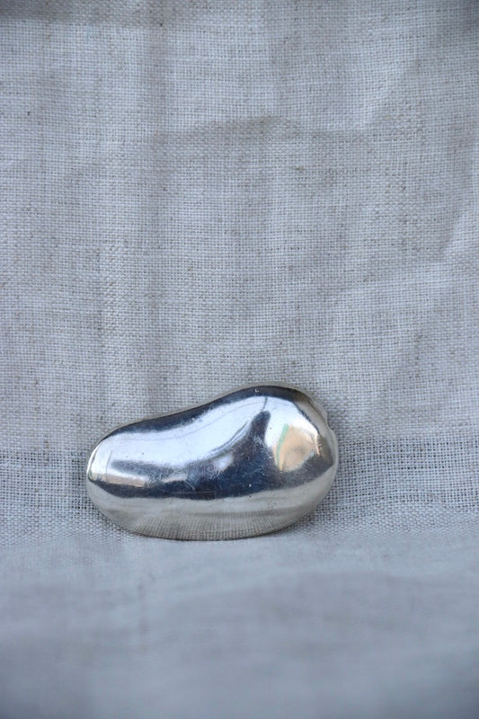 elsa perreti Sterling Silver bean pendant - unsigned