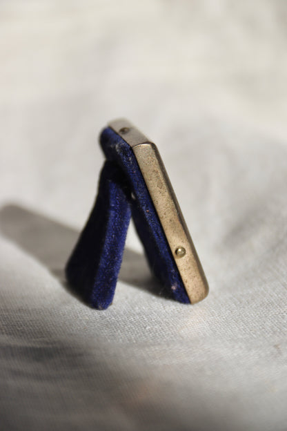 Miniature inlay frame