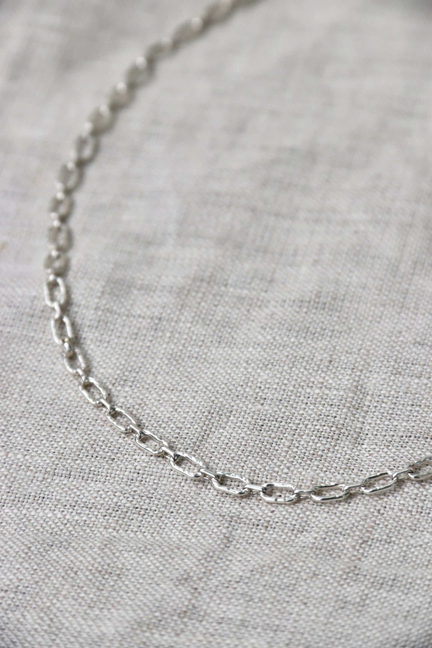 Sterling Silver Hammered Oval Chain Necklace