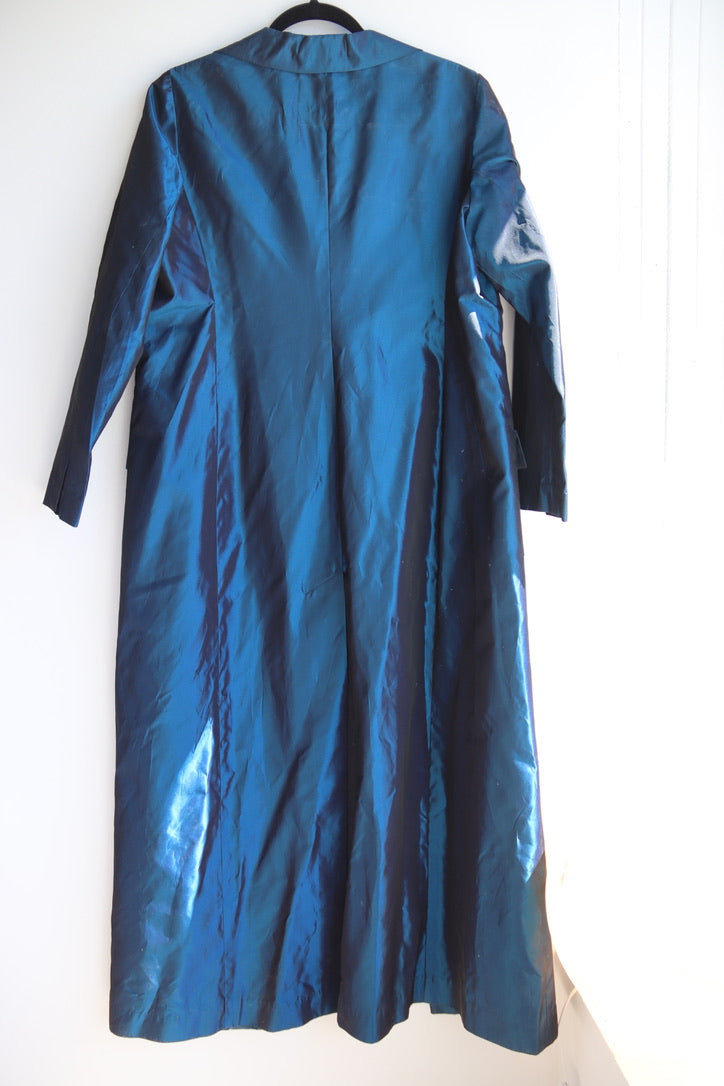 "MARIANNE NOVOBATZKY Soho Couture irridscent blue taffeta coat"