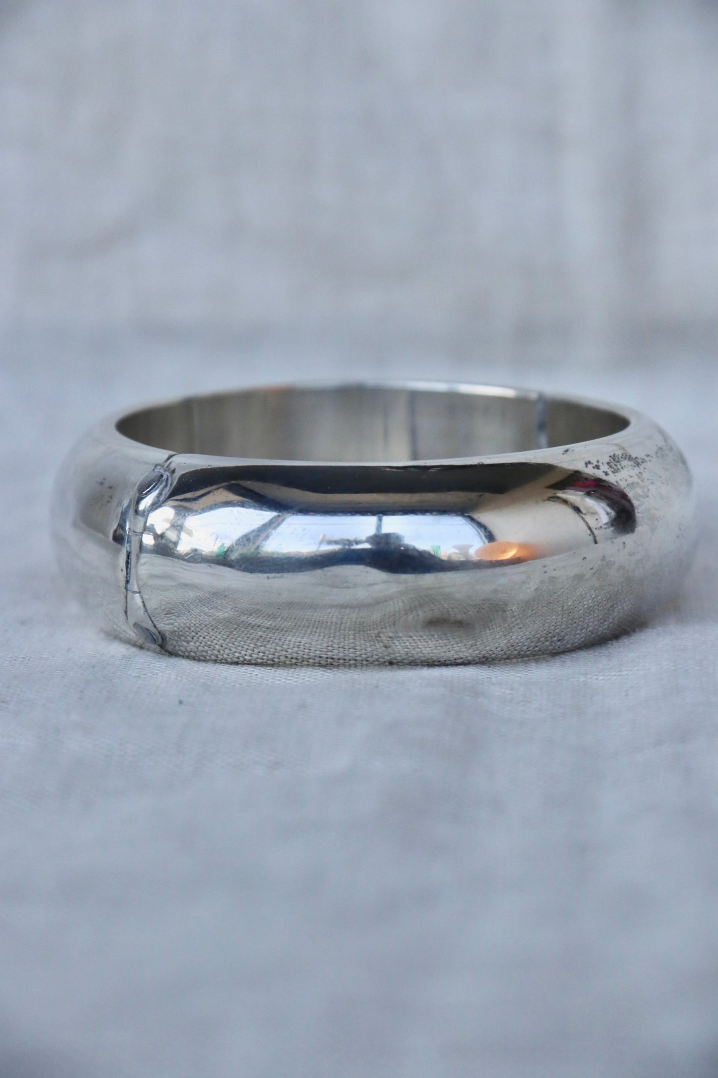 Lico Mexico Sterling Silver hollow hinged bangle bracelet - as is