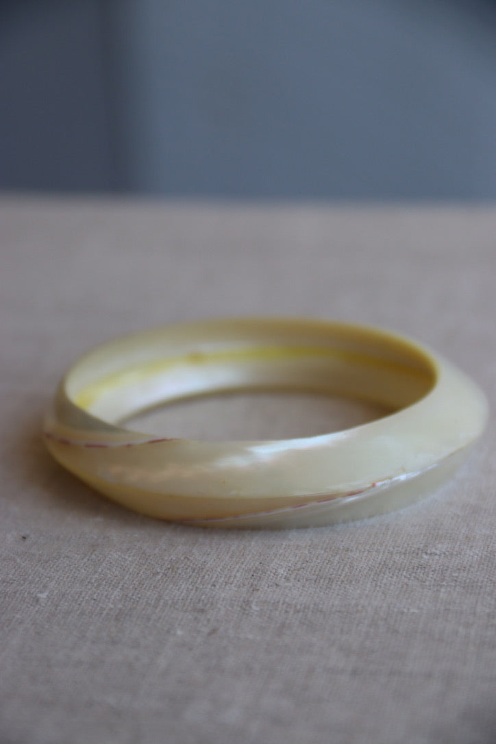 Mother of Pearl Bangle