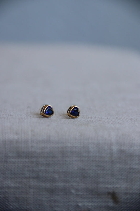 10K Sapphire Heart Stud Earrings