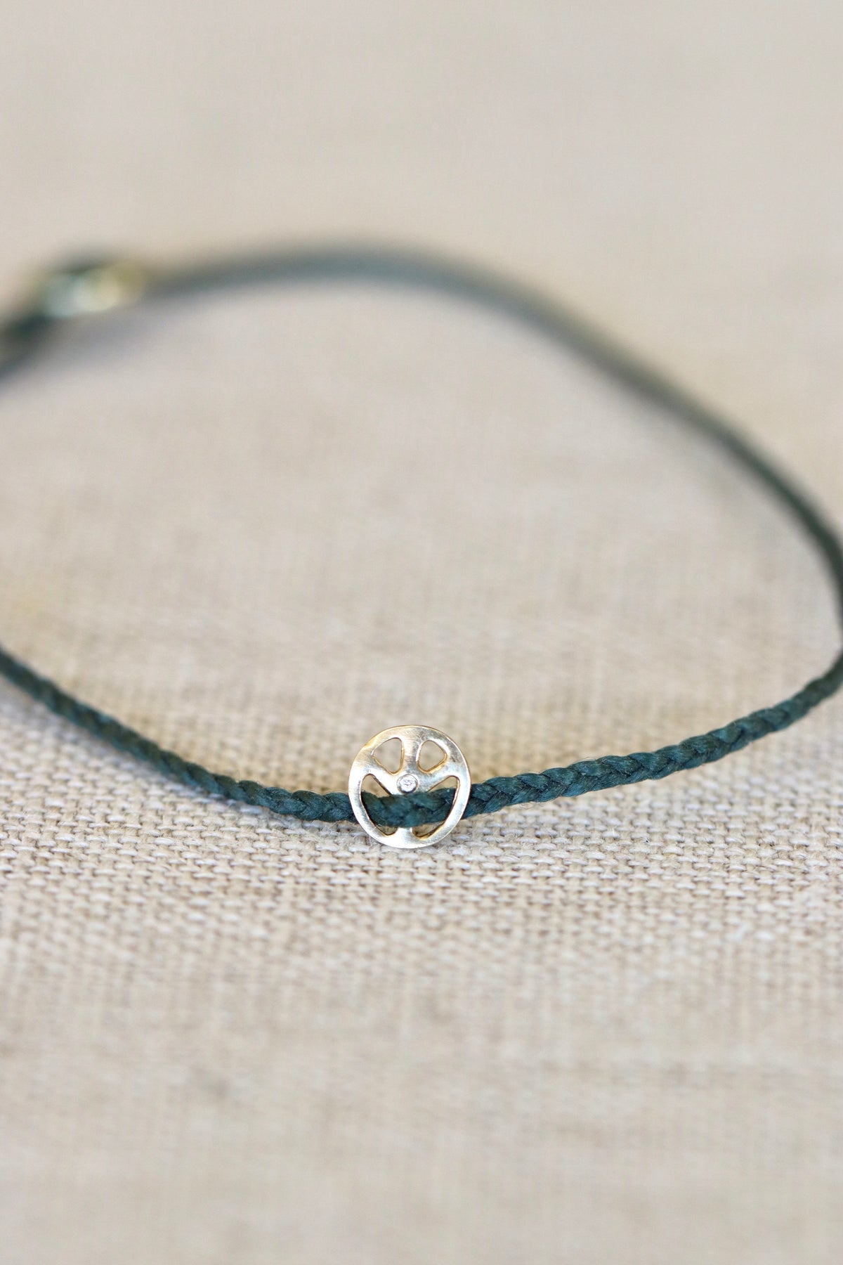 Scosha Peace Sign Anklet