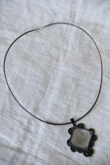 sterling silver pyramid pendant necklace - as is
