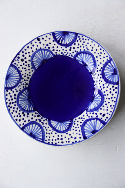 Set of 4 Lyn Evans Dinner Plates