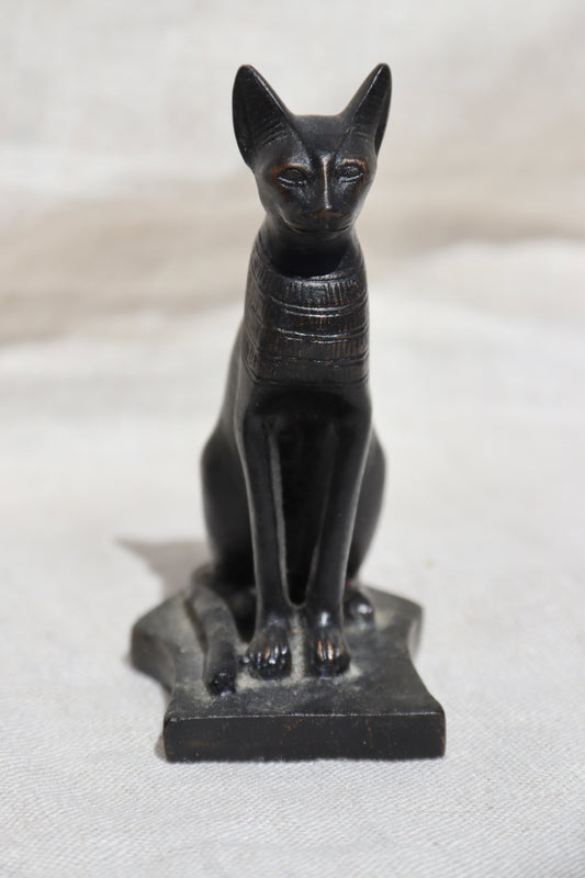 MMA Cat Statue