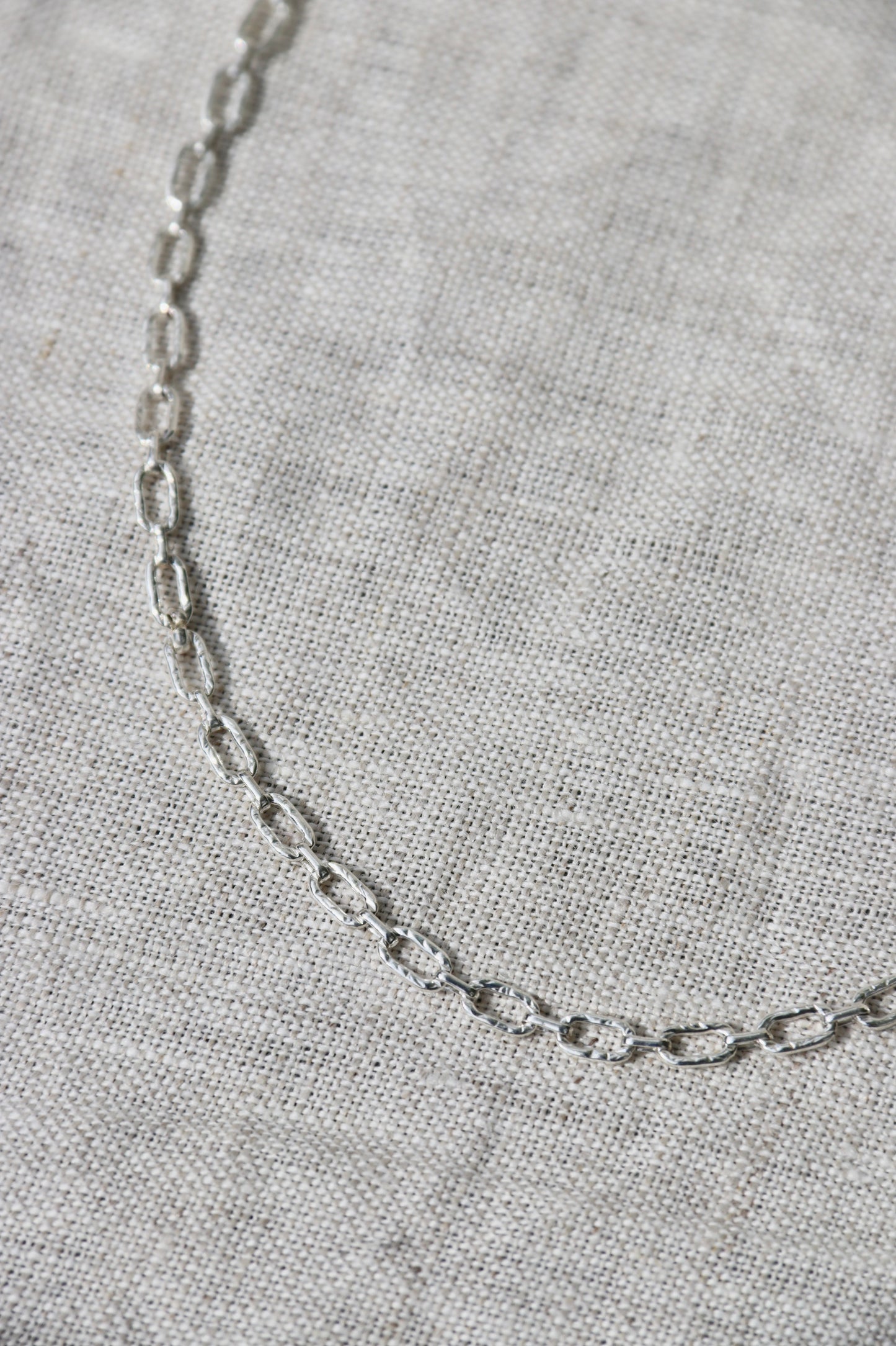 Sterling Silver Hammered Oval Chain Necklace