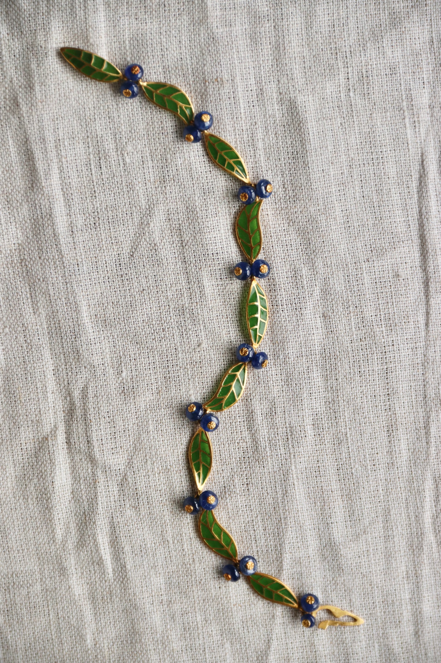 T.W. McClelland Sapphire Blueberry Bracelet - 18K Gold