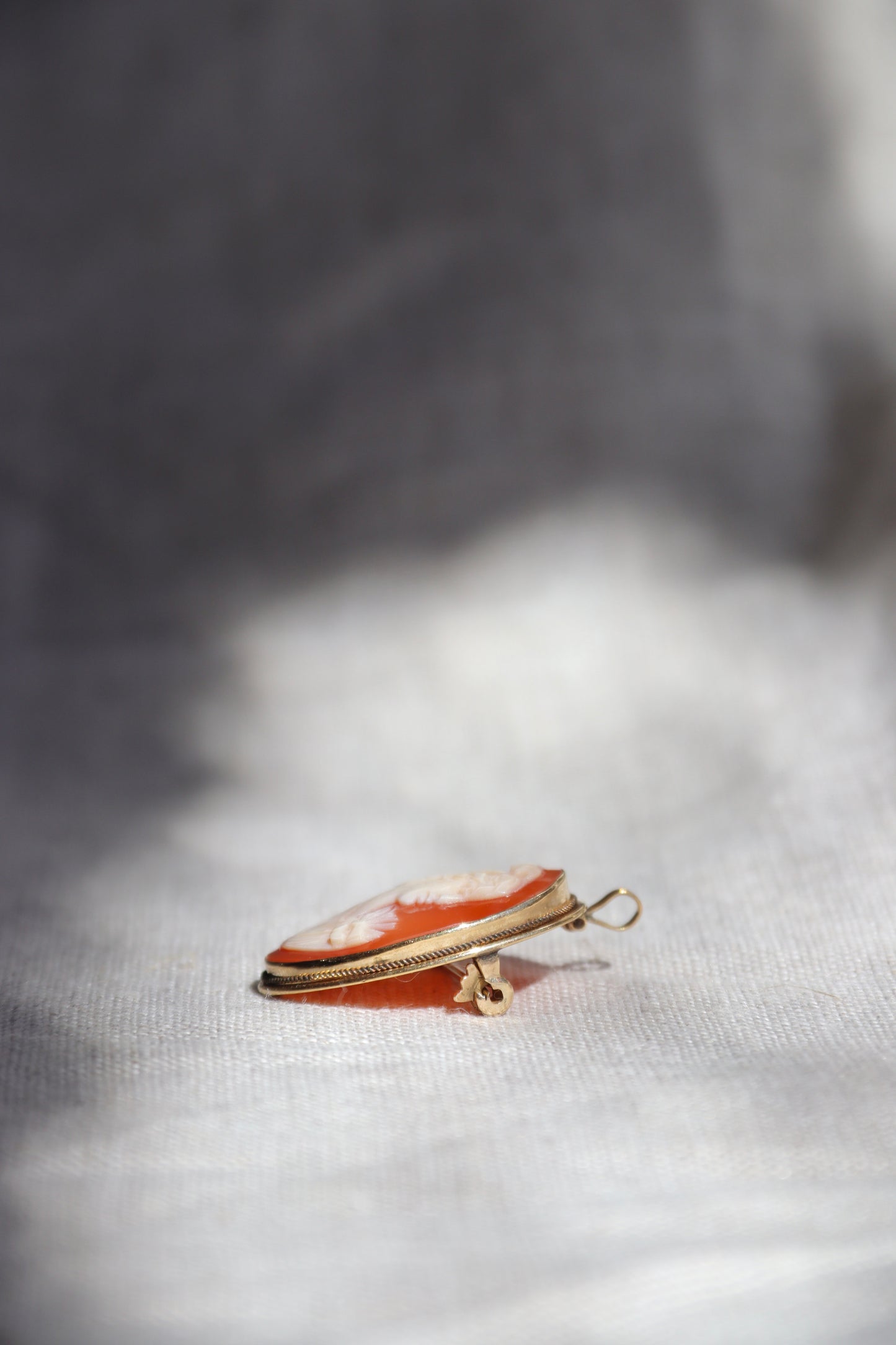 Shell Cameo Converter Brooch - 18K Yellow Gold