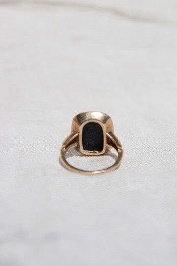 10k Yellow Gold Cameo Ring