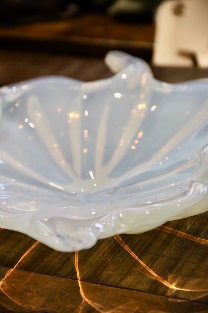 Opalescent Glass Leaf Bowl