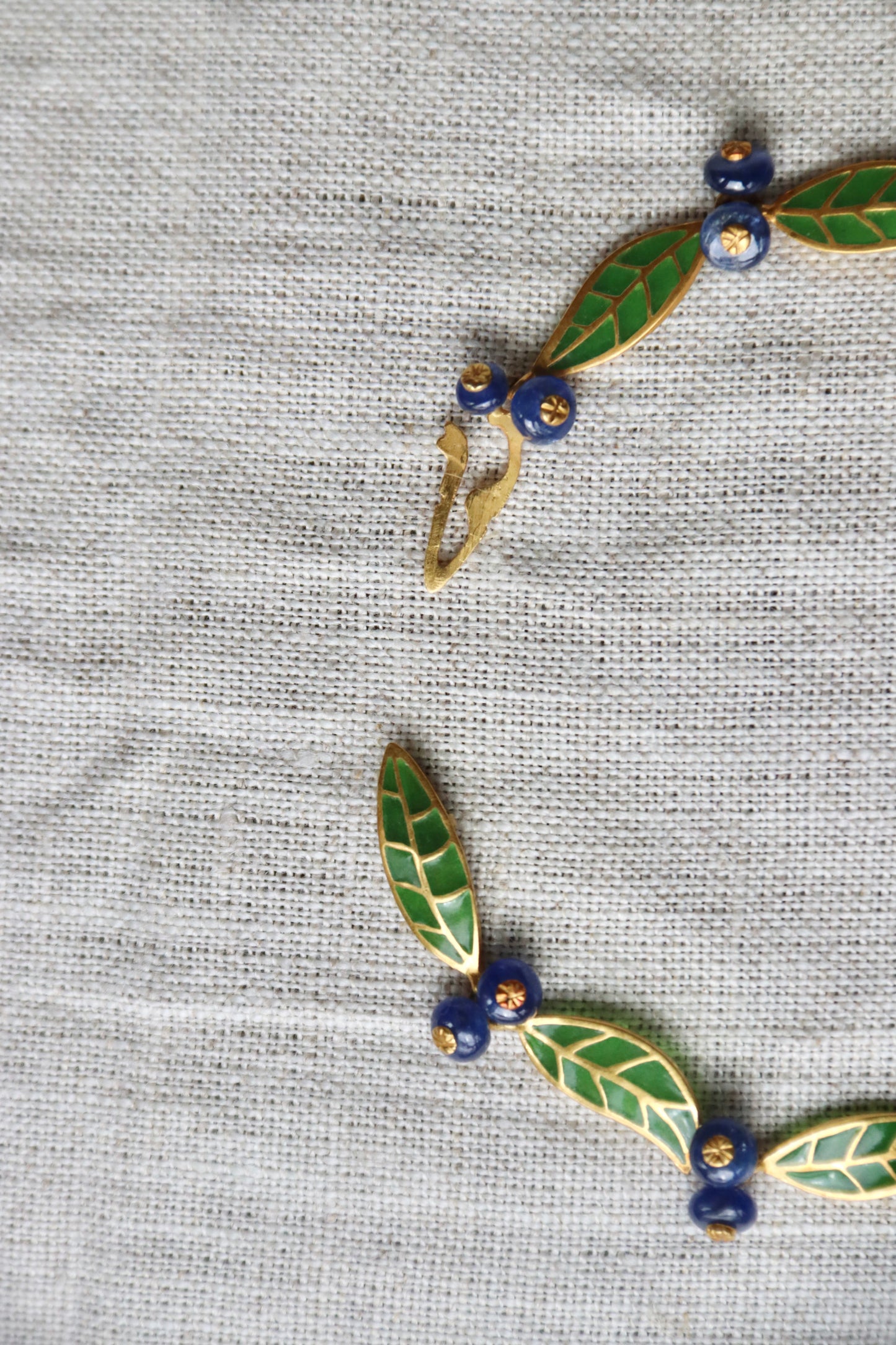 T.W. McClelland Sapphire Blueberry Bracelet - 18K Gold