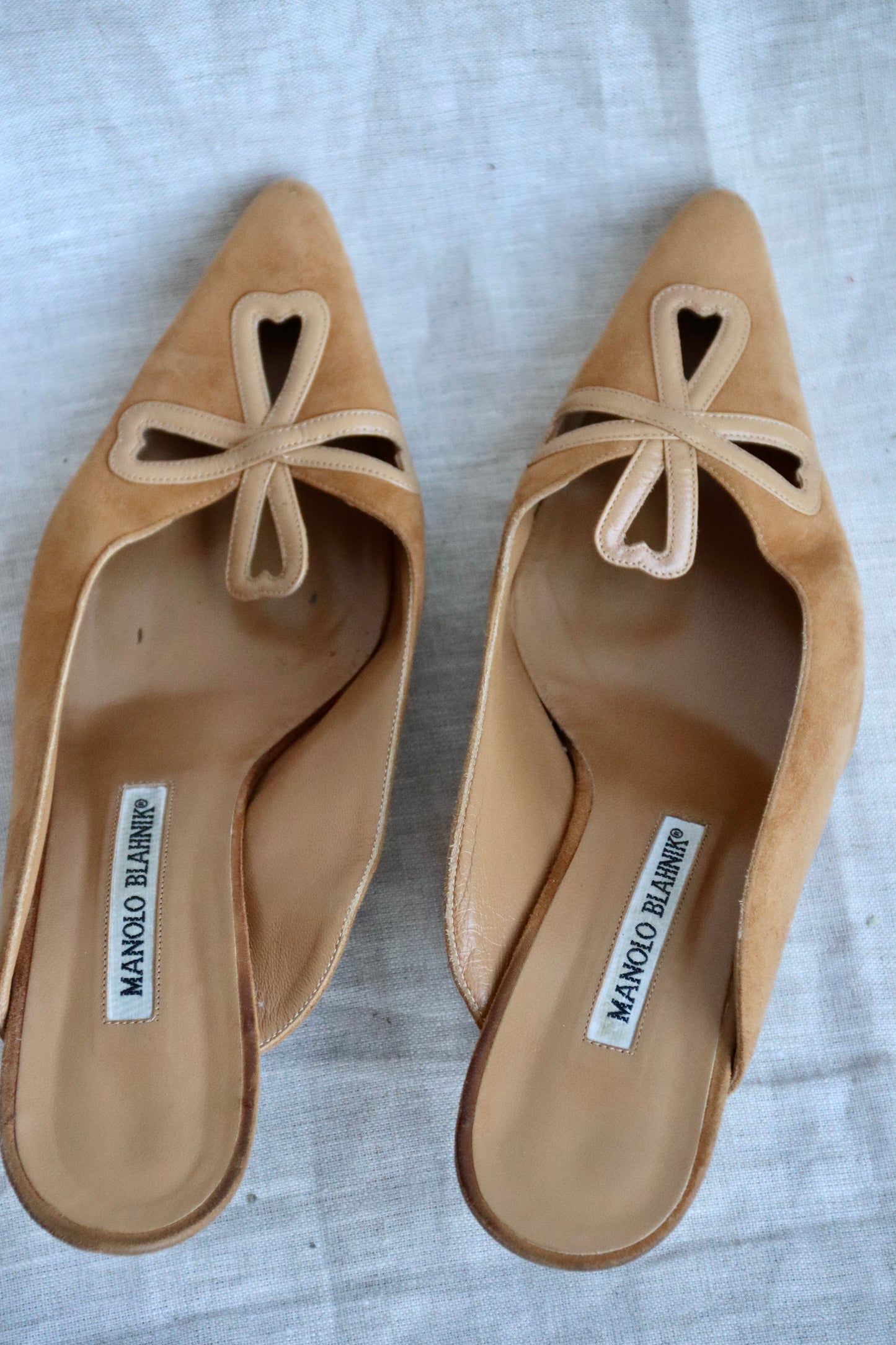 Manolo Blahnik Brown Suede Heels