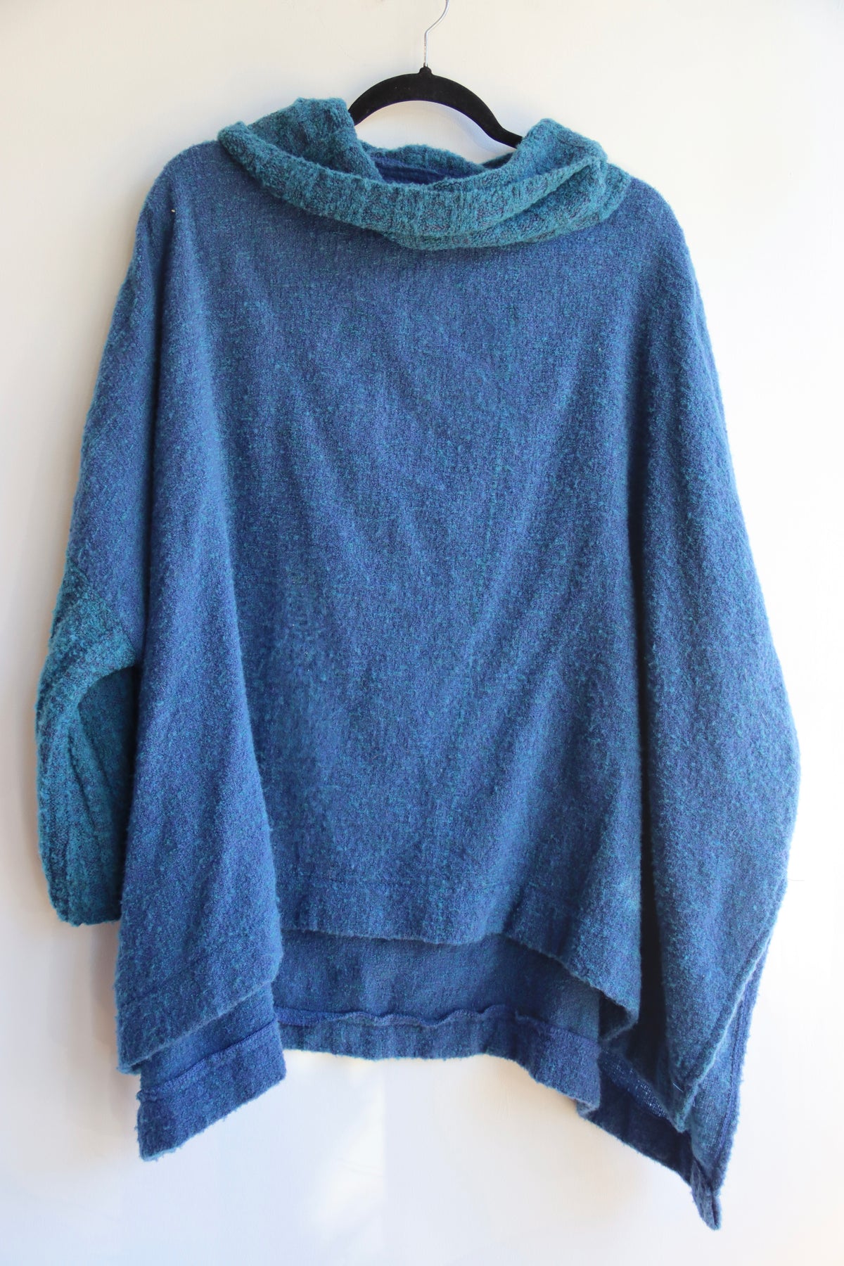 Kerry Woollen Mills Blue Sweater
