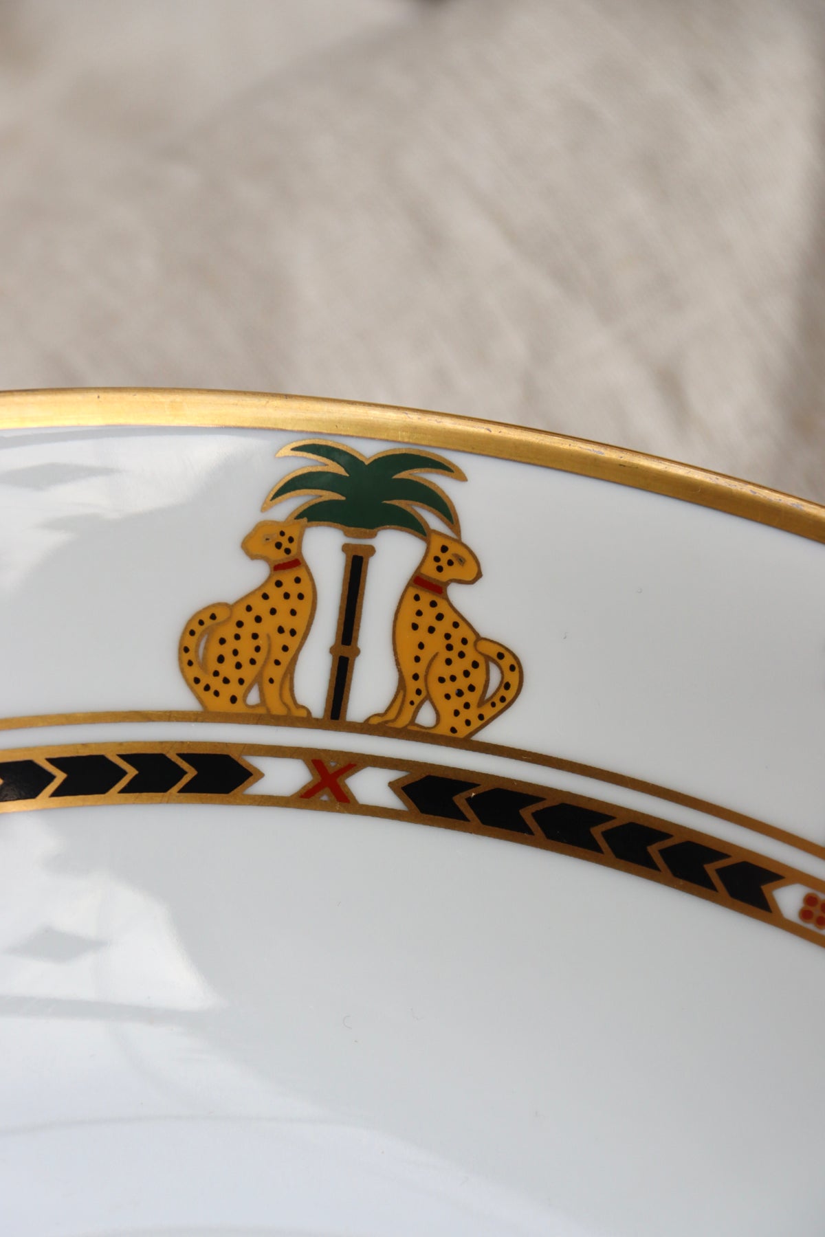 Casablanca by Christian Dior 9" Round Vegetable Bowl