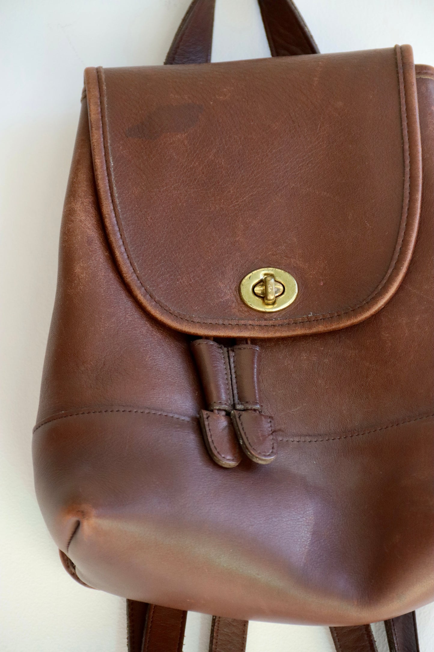 Vintage Coach Brown Leather 9960 Turnlock Backpack