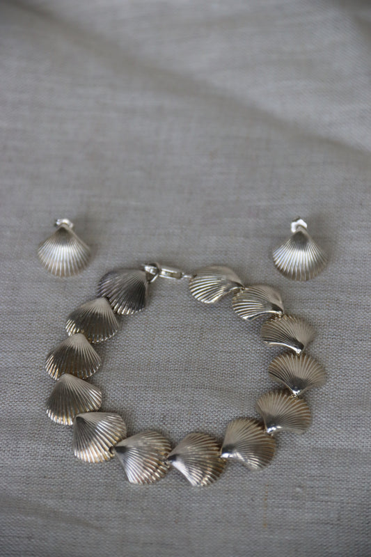 Sterling Silver Shell Bracelet and Earrings Set