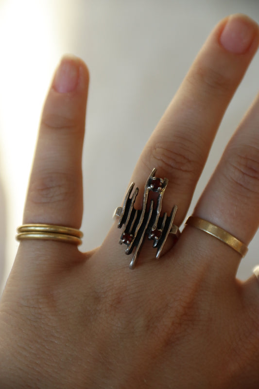 Sterling Silver Garnet Graph Ring