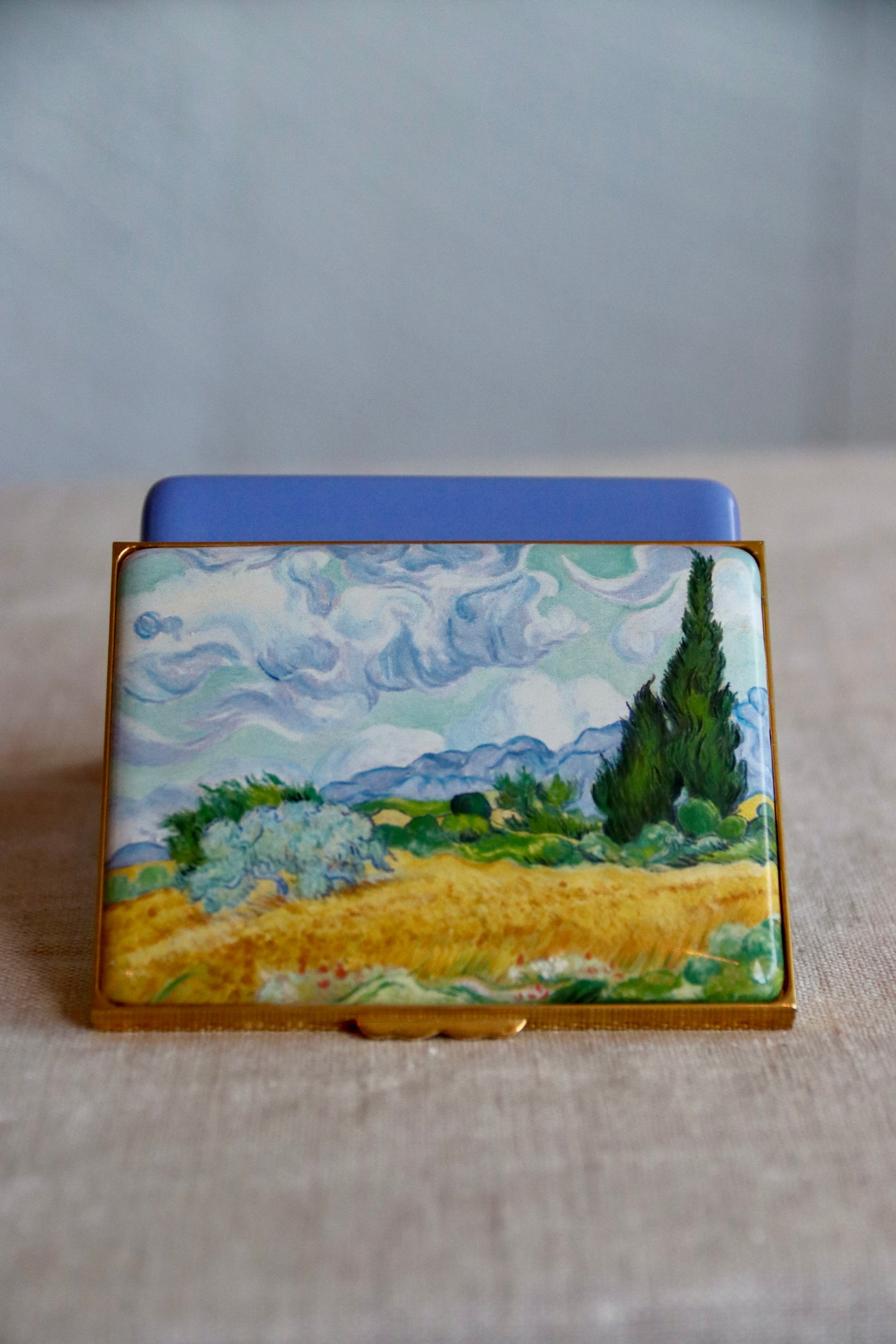 Enamel Box 38