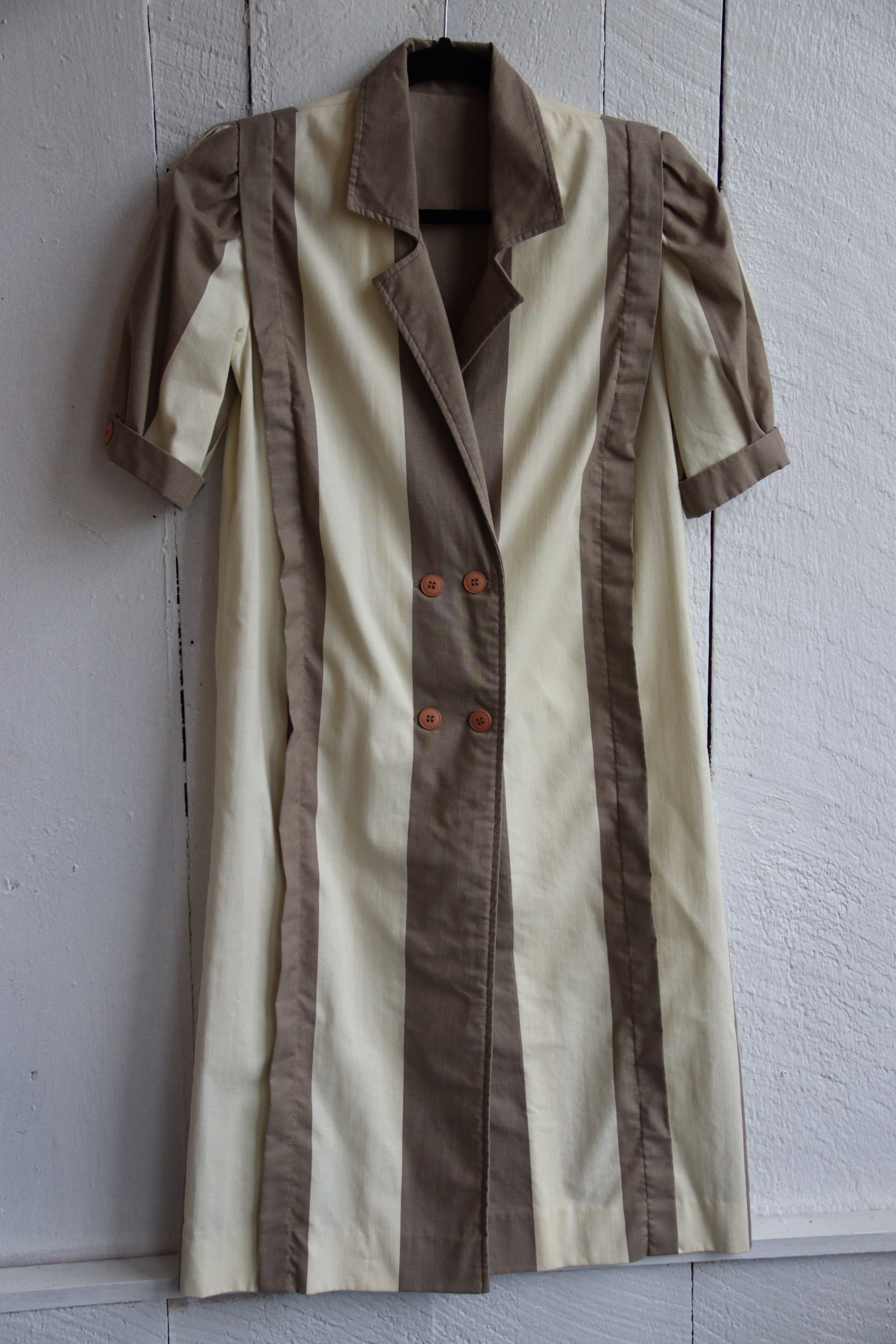 brown and cream striped dress Brown and Cream Striped Dress – halfshellvintage