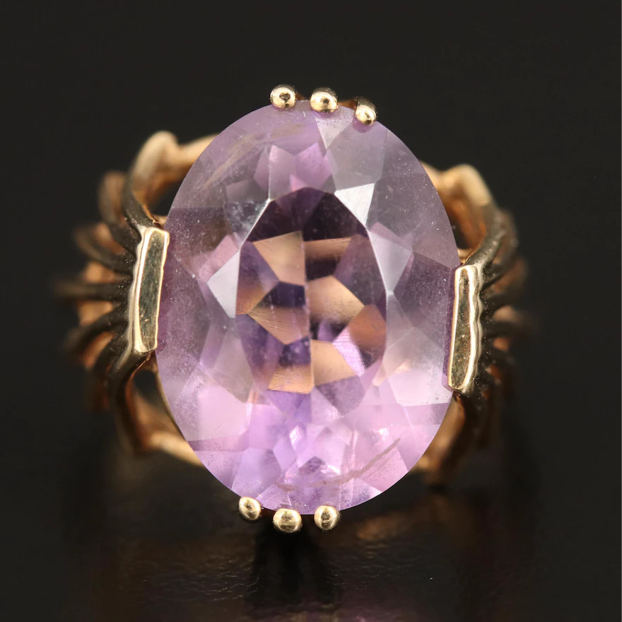 Vintage Amethyst Solitaire Ring