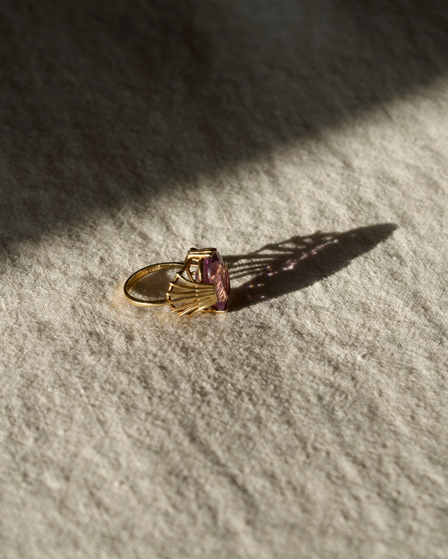 Vintage Amethyst Solitaire Ring