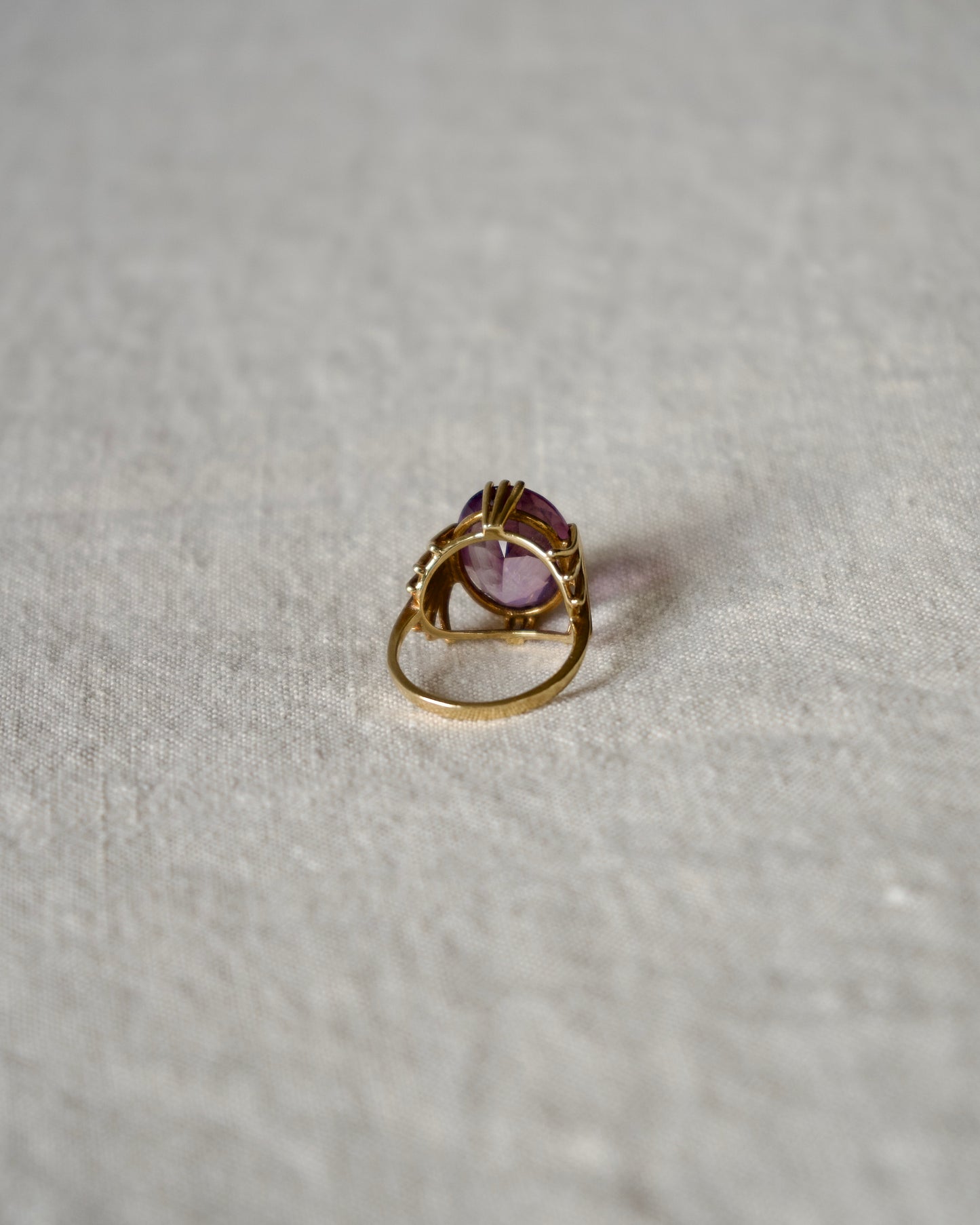 Vintage Amethyst Solitaire Ring